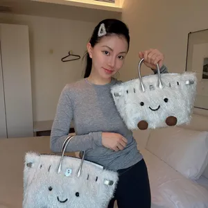 New Niche Design Jlly Cat Doll Bag Knock Cute Plush Platinum Bag Bk Elf Handbag thumbnail-1