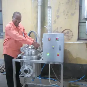 Industrial High Efficient 30L Steam Stainless Steel Distillation Essential Oil Machine Extraction Machine for Flower and Plant thumbnail-2