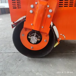 800 Double Steel Wheel Roller, 1.5t Ride-on Ground Compactor, Remote-controlled Asphalt Repair Trench Foundation Leveling thumbnail-4