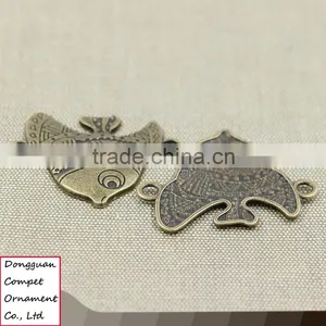 Wholesale Zinc Alloy Green Bronze Clown Fish Tropical Fish Pendant thumbnail-2