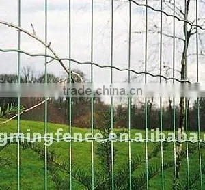 Iron Craft Fence thumbnail-1
