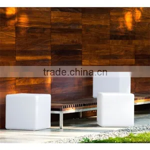 Factory Wholesale Rechargeable PE Material Waterproof Outdoor Led Cube thumbnail-4
