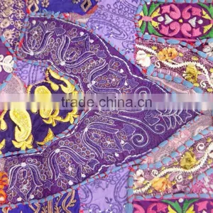 Indian Vintage Textiles - Indian Handcrafted Wall Hanging Graced With Khambadia Patchwork Cotton Tapestry thumbnail-3