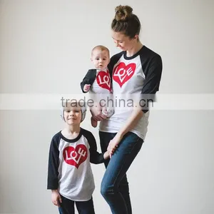 Wholesale 100% Cotton Baby Clothes Custom Long Sleeve Printing T-shirt Family Matching Clothing thumbnail-1