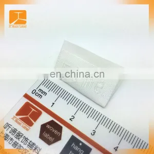 China Manufacturer Custom Made Clothing Cheap Garment Woven Label thumbnail-2