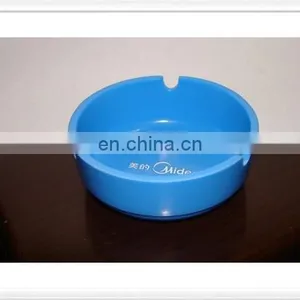 Pocket Ashtray Plastic Ashtray Metal Ashtray in Triangle Shape Black Color thumbnail-5