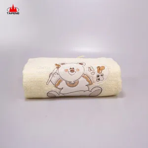 OEM Design Fancy Felt One Side Imitated Cotton Europe Baby Shawl Fleece Blanket thumbnail-1
