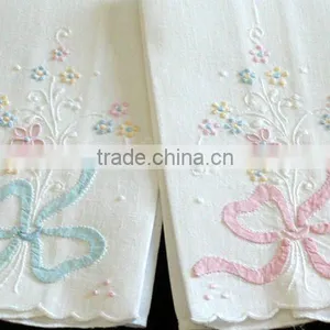 Vintage Hand Embroidered Guest Towel thumbnail-1