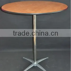 Cocktail Table thumbnail-1