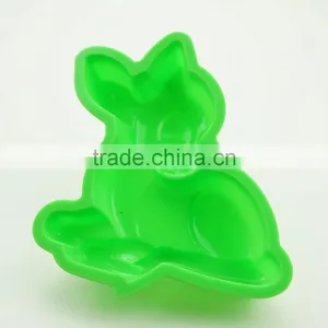11188 FDA/LFGB Deer Shape Silicone Cake Mold thumbnail-6