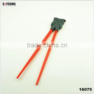 16075 Children Learning Silicone Chopsticks With Silicone Helper thumbnail-1