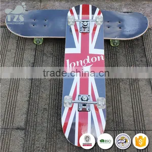 HSJ252 31*8 Inch Classic 4 Wheels Complete Skateboard Skates PU Wheels thumbnail-2