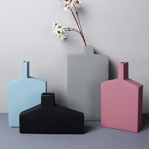 Luxurious Nordic Style Winebottle Small Ceramic Vase, Sample Room Hotel Decoration thumbnail-4
