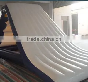 Newly Design Water Game Inflatable Giant Inflatable Water Slide thumbnail-1