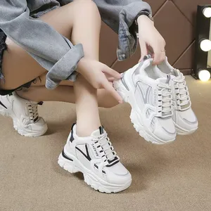 Wholesale Hip Hop Streetwear Low-top Skateboard Shoes Men Black White Letter Casual Sport Shoes Fog Canvas Shoes Large Size Women Sneaker thumbnail-2
