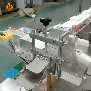 6 LINES SEMI-AUTOMATIC WET WIPES PRODUCTION LINE thumbnail-2