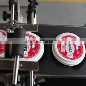 Cosmetics Plane Labeling Machine thumbnail-3