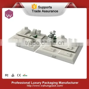 New Design High Quality Jewellery Showroom Counter Display thumbnail-1
