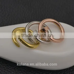Fantasy Design Twisted Nail Engagement Rings 2015 thumbnail-5