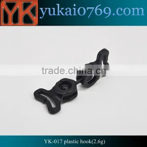 Yukai Hot Sale Plastic Swivel Hook Plastic Rotary Snap Hook for Handbag Wholesale thumbnail-3