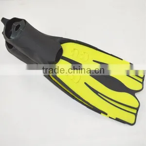 A Standard Colorful Fashion TPR Different Sizes Scuba Diving Equipment Fins thumbnail-2