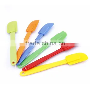 New Product and Colorful Plastic Spatula thumbnail-1
