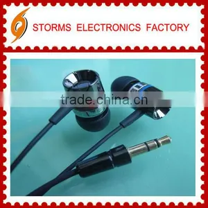 Highly Quality Metal Earphones In-ear Earphone With High Bass thumbnail-1