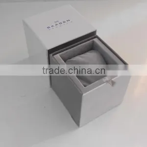 Wood Watch Display Box thumbnail-1