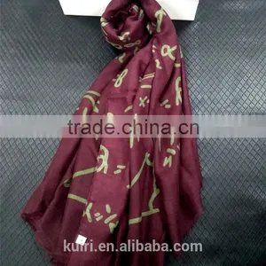 New Fashion Winter Hot Sale Big Flower Peddles Printed Woman Cotton Scarf thumbnail-5
