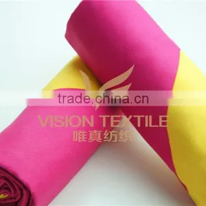 100% MICROFIBER BEACH TOWEL WITH PVC BAG thumbnail-3