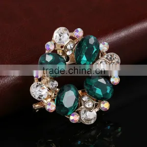 Color Rhinestone Flower Brooch Pins,Hollow Artificial Green Diamond Scarf Buckle For Dress thumbnail-3