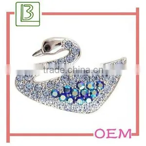 Metal Pretty Elegant Swan Brooch thumbnail-1