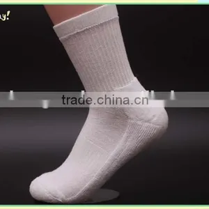 China Socks Factory Custom White Tube Socks Unisex Cheap White Socks thumbnail-2