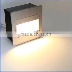 Aluminum Modern Wall Lighting, All in One Outdoor Solar Wall Lamp LED Corner Lights thumbnail-2