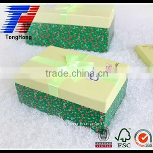 Custom Printing Popular Paper Gift Box With Lid and Ribbon Wholesale thumbnail-1