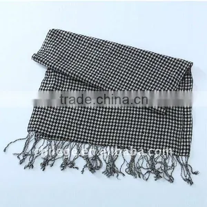 Checked Muffler thumbnail-1