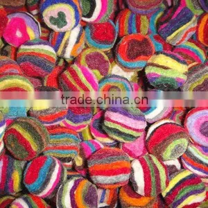Felt Ball thumbnail-1