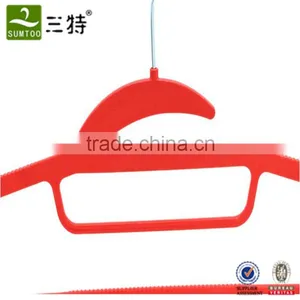 Wholesale Plastic Non Slip Outdoor Clothes Hanger thumbnail-6