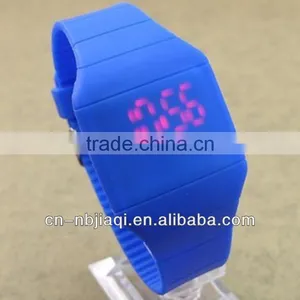 Touch Screen Led Watch thumbnail-2