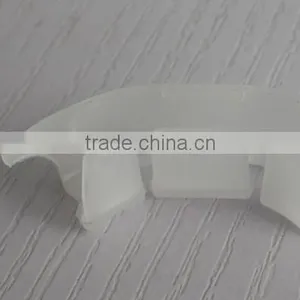 Clear Tomato Grafting Plant Clips thumbnail-5