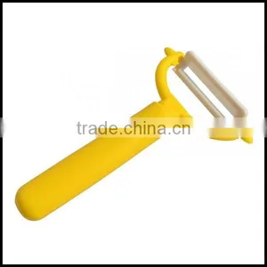 Cheap Promotional Kitchen Tools Gadgets Helper Vegetable Fruit Peeler Parer Julienne Cutter Slicer Wholesale Manufacturer thumbnail-3