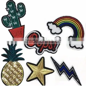 Cheap Wholesale Different Style Embroidery Patch for Garment Accessories thumbnail-1