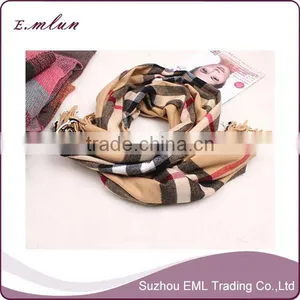 Ladies Wrap Around Towels Shawls in Bulk thumbnail-1