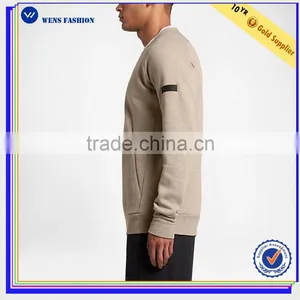 Wholesale French Terry Raglan Sleeves Zip Pockets Crewneck Sweatshirt Men Gym Wear thumbnail-2
