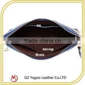 Embossing Fashionable Purses and Handbags thumbnail-6