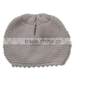 Ladie's Hat thumbnail-1