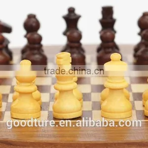 Mini Round Box Magnetic Wooden Chess Set thumbnail-4