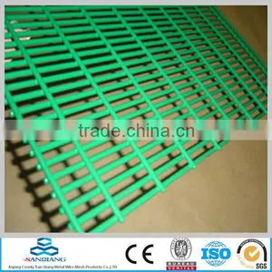 PVC Welded Wire Mesh Panel thumbnail-1