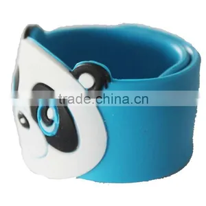 2013 the Most Popular High Quality Custom Design Panada Silicone Slap Bracelet thumbnail-1