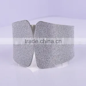 Free Sample Factory Wholoesale 2016 Gold Palm Cuff Bangle thumbnail-2